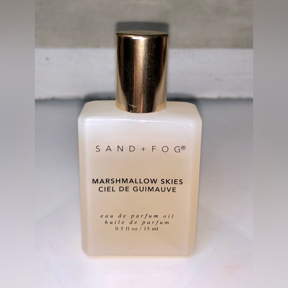 Sand + Fog Marshmallow Skies Eau de Parfum Oil - Picture 3 of 4